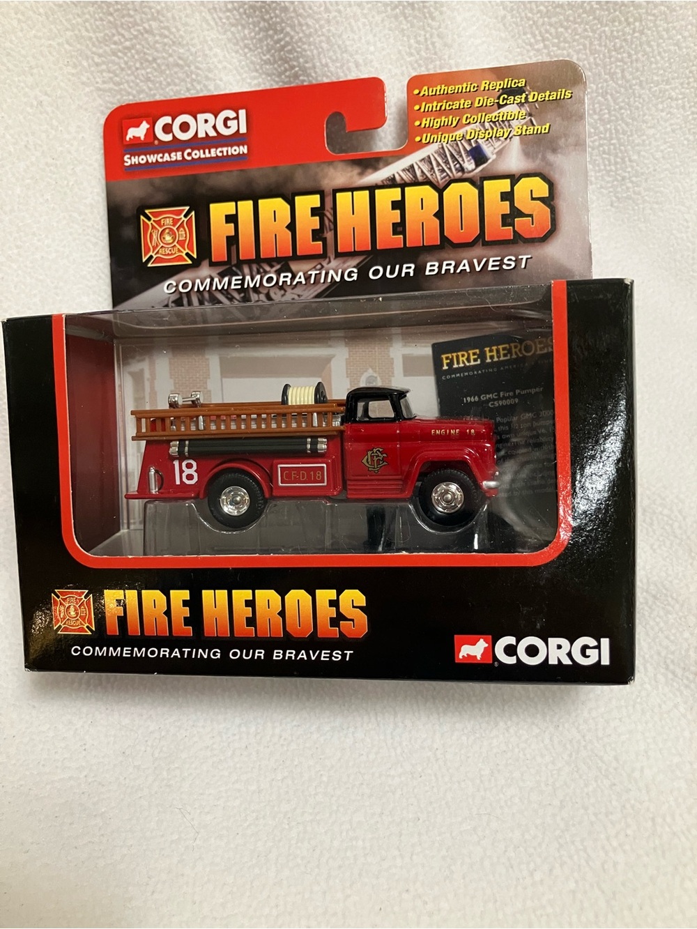 Corgi "Fire Heroes" 1966 GMC Fire Pumper Die Cast toy Chicago FD NIB. CFD 18